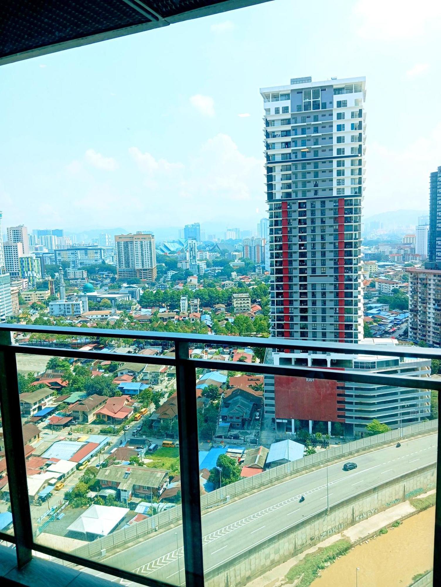 The Summer Suites At Kualalumpur Kuala Lumpur Exterior foto